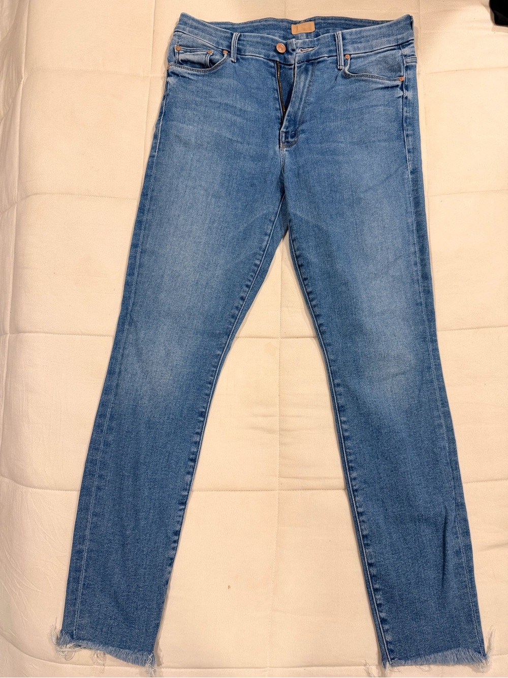 MOTHER High waisted looker ankle fray